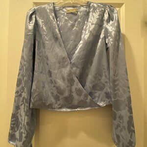 Urban Outfitters Blue Floral V Neck Long Sleeved Crop Top Size Small